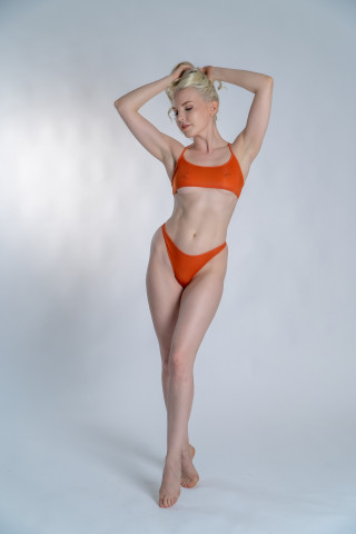 Ali Claire